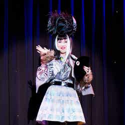 MISHA JANETTE(「ラフォーレファッションウィーク'11」より)