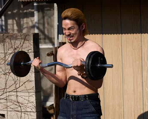水上恒司、鍛え上げられた肉体美披露 ジム通いで体作り<OUT>