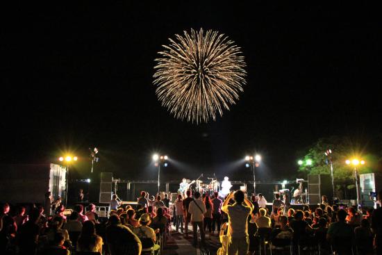 西川まつり大筒花火打上げ／画像提供：新潟市