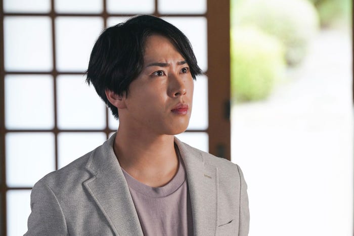 宮舘涼太(C)2025「火喰鳥を、喰う」製作員会