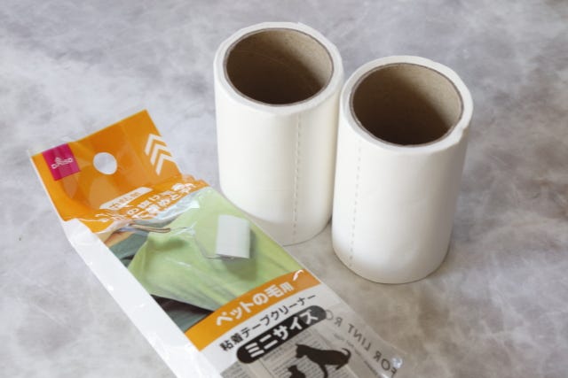 ダイソー　お掃除グッズ　粘着テープ　ペットの毛用
