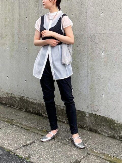 シアートップス　コーデ　夏