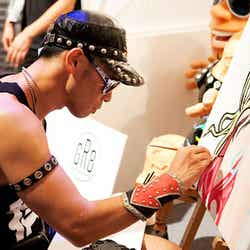 レイザーラモンHG(「ラフォーレファッションウィーク'11」より)