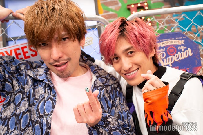 Exit 話題のkinki Kids 愛のかたまり カバーの裏側 最新美容 ヘア計画を語る インタビュー モデルプレス Exit 話題のkinki Kids 愛のかたまり カバーの裏側 最新美容 ヘア計画を語る インタビュー モデルプレス