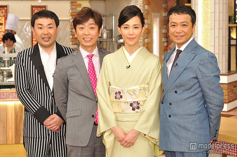 （左から）フットボールアワー・岩尾望、後藤輝基、木村佳乃、中山秀征