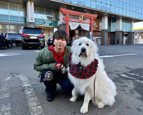 NEWS増田貴久、SixTONES松村北斗にライバル意識?「プレッシャー感じています」驚きの手相も判明