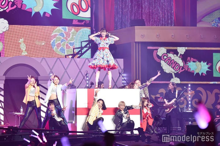 鈴木愛理の日本武道館ライブの様子 (C)モデルプレス
