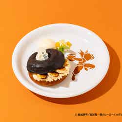 【爆豪勝己】バナナカスタードドーナツ 税込990円(C)堀越耕平/集英社・僕のヒーローアカデミア製作委員会