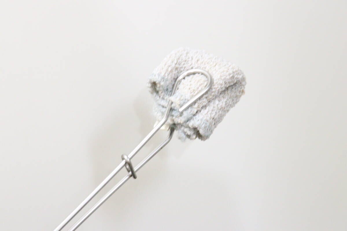 セリア　ハンギングステンレススポンジトング