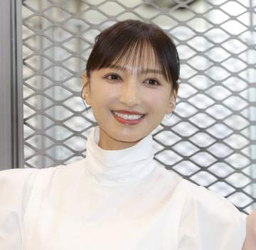 望月理恵「天使が入ってきたと思った」後輩アナとイベント 21年たっても不変「人形なんじゃないかと」