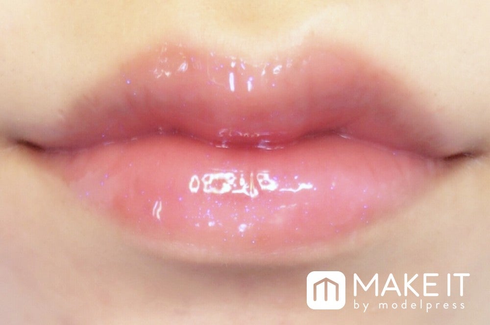 【RMK】「リップジェリーグロス」“02 ロマンティックピンク”使用 (C)メイクイット