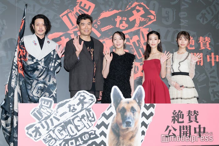 オダギリジョー、高嶋政宏、吉岡里帆、森川葵、菊地姫奈(C)モデルプレス