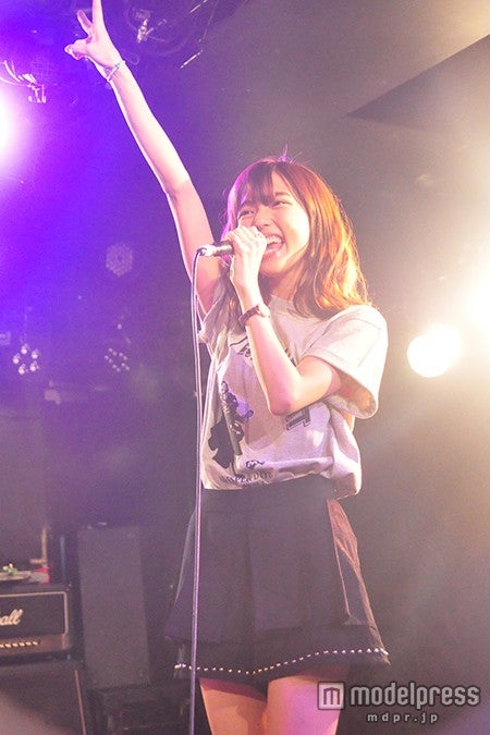 真野恵里菜（C)若杉公徳/講談社 (C)2015「映画 みんな！エスパーだよ！」製作委員会