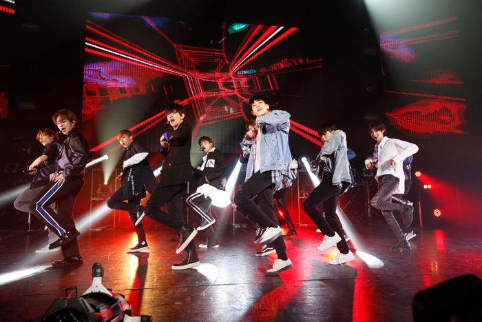 「SEVENTEEN JAPAN DEBUT SHOWCASE ‘WE MAKE YOU’」(提供写真)