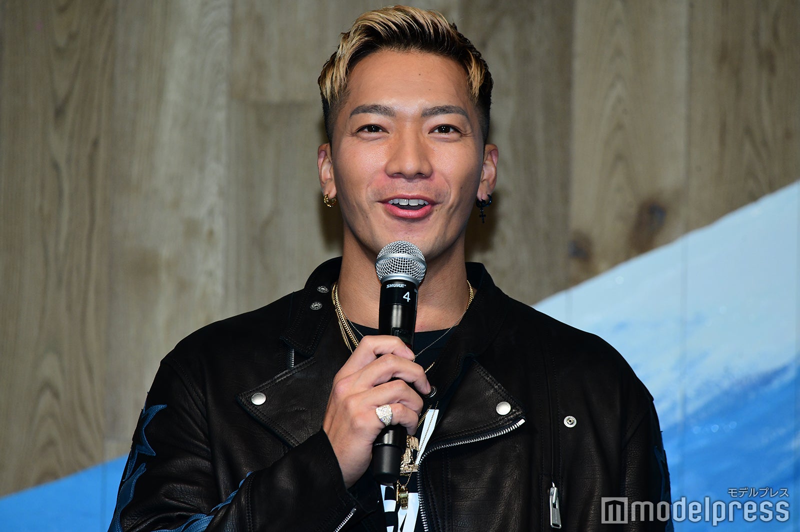 SWAY（C）モデルプレス