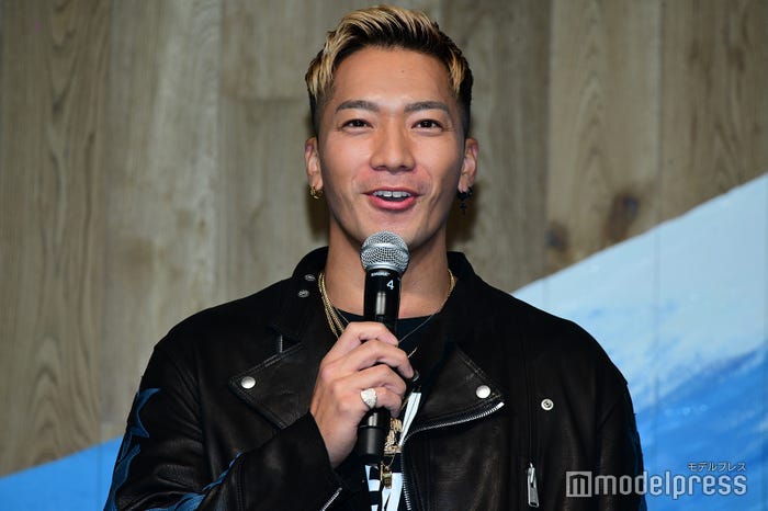 SWAY(C)モデルプレス