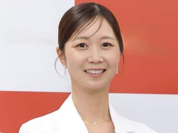 「プロゴルファーに見えない」2月に結婚発表の人気美人ゴルファー、爽やか夏コーデのオフショットに騒然「ヤバすぎ、モデルさんみたい」「これでゴルフ上手いとか反則」