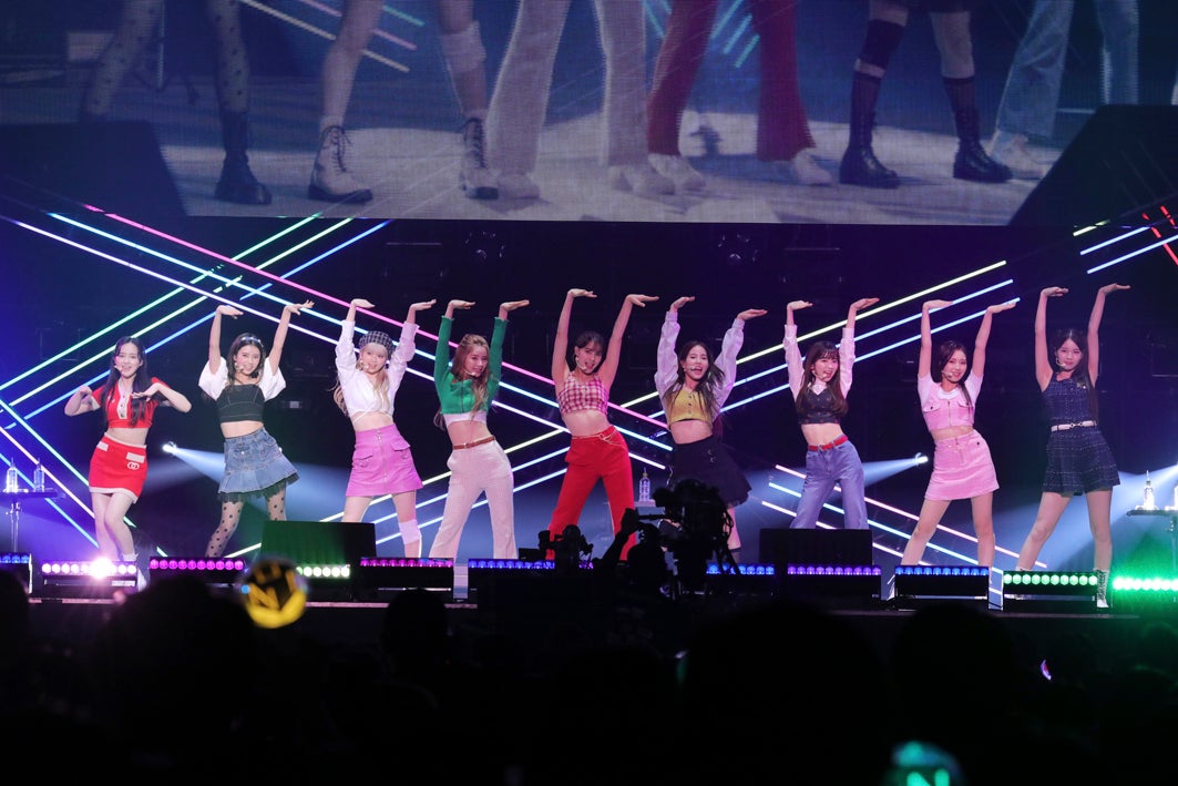 NiziU（PHOTO：山内洋枝）