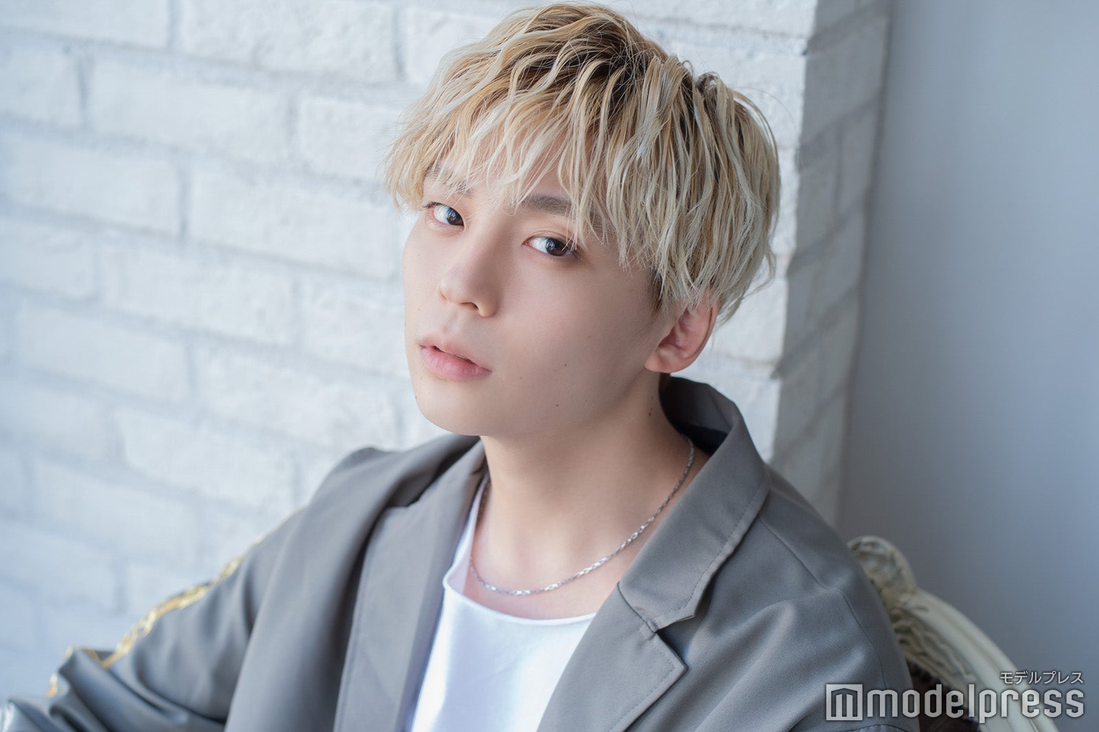 REI（C）モデルプレス