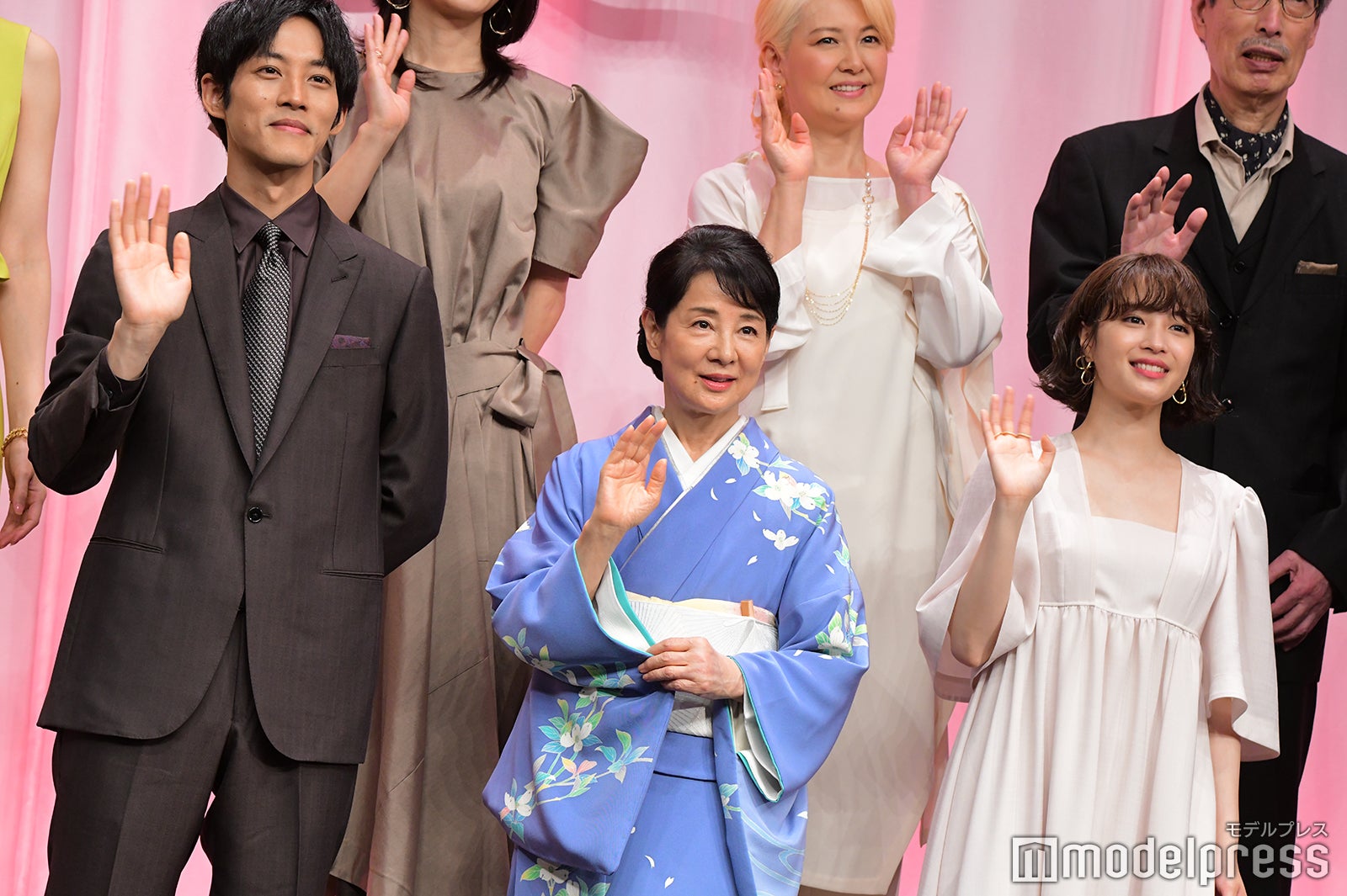 松坂桃李、吉永小百合、広瀬すず（C）モデルプレス