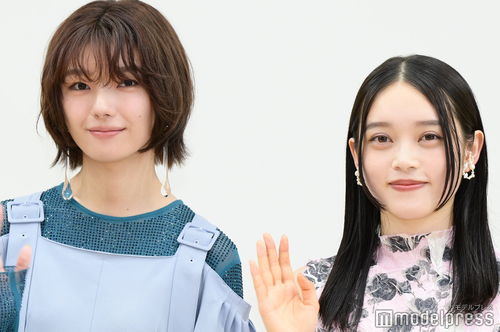 藤吉夏鈴、高石あかり（C）モデルプレス