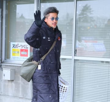 カズが開幕戦スタメン 1795日ぶりのJリーグ公式戦出場へ 58歳346日