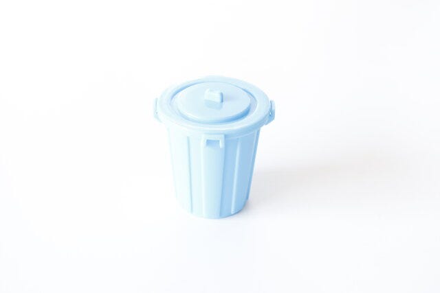 セリアのミニチュアごみ箱