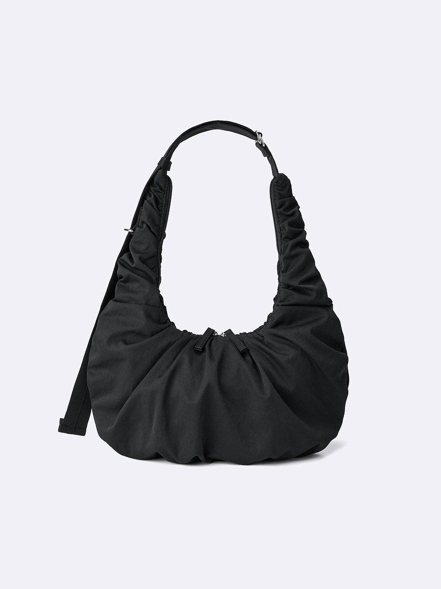 GU ダンプリングバッグ GUのダンプリングバッグ