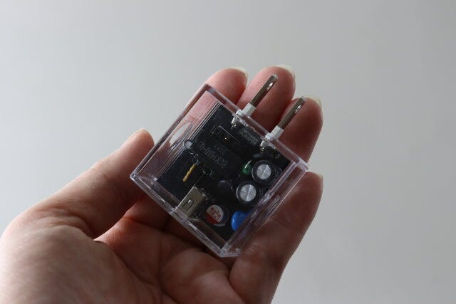 ダイソーのUSB