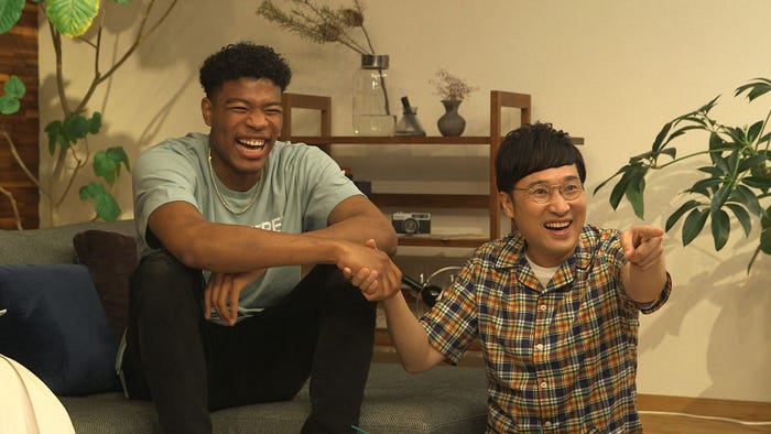 八村塁選手、山里亮太「TERRACE HOUSE TOKYO 2019-2020」(C)フジテレビ/イースト・エンタテインメント