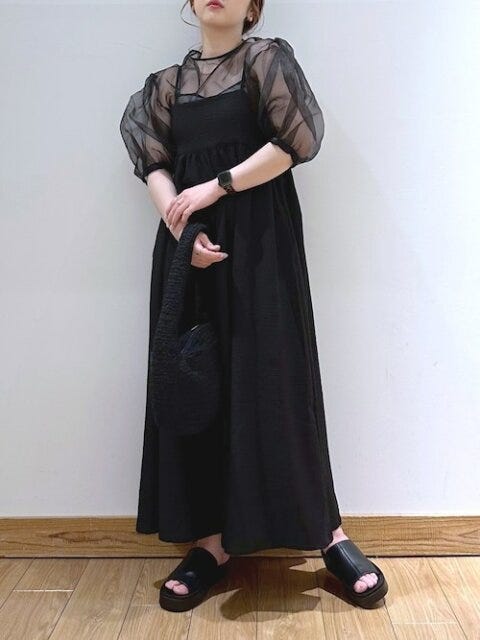 シアートップス　コーデ　夏