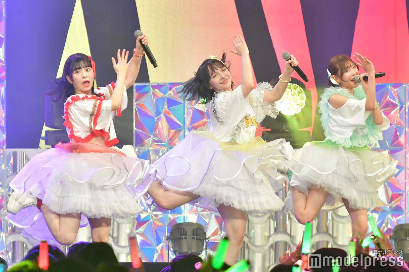 FRUITS ZIPPER（C）モデルプレス