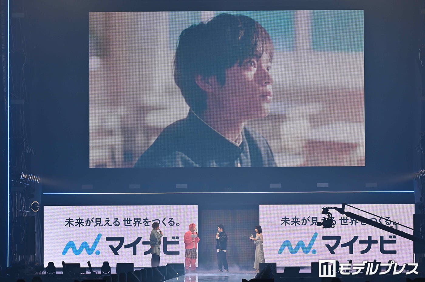 ステージの様子(C)モデルプレス