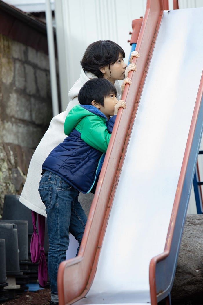 生駒星汰、西野七瀬/(C)「電影少女 2018」製作委員会