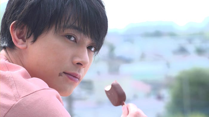 吉沢亮/メイキングカット (提供画像)