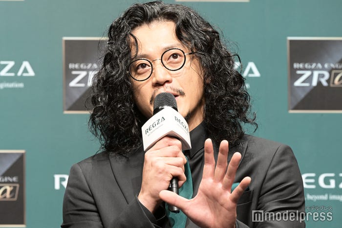 小栗旬(C)モデルプレス