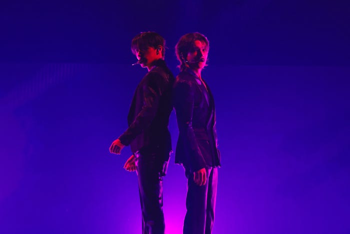 SAN、WOOYOUNG/ATEEZ(撮影:上山陽介)