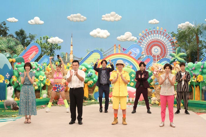 (前列左から)山崎夕貴アナウンサー、山崎弘也、柴田英嗣、高嶋ちさ子(後列左から)フワちゃん、シュウペイ、松陰寺太勇、陣内智則(C)フジテレビ