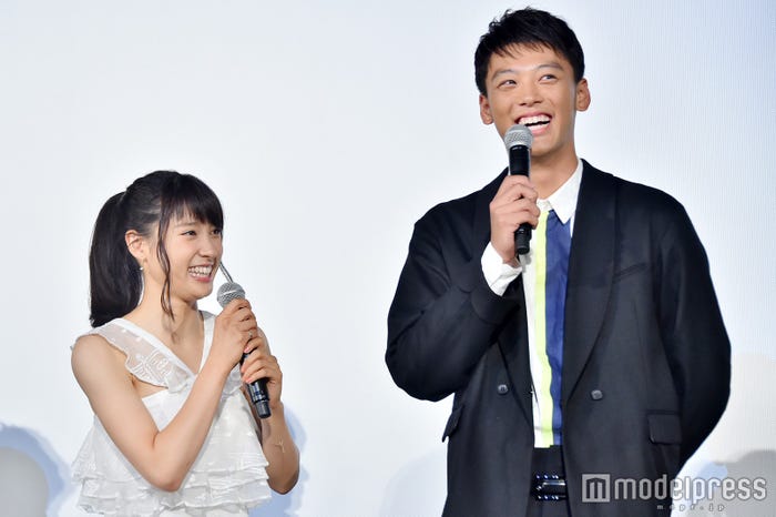 土屋太鳳、竹内涼真(C)モデルプレス