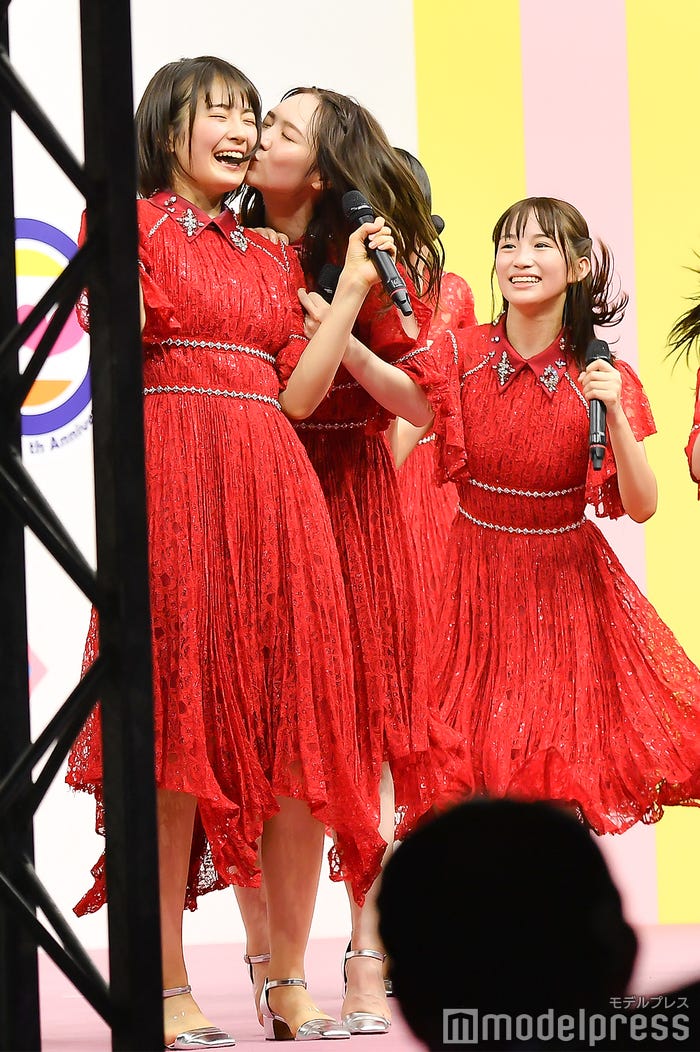 清宮レイ、田村真佑、掛橋沙耶香 (C)モデルプレス