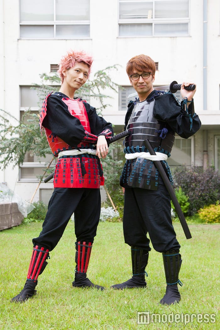 エグスプロージョン/左から:おばらよしお、まちゃあき(C)2015 Bellrock Media Japan,Inc