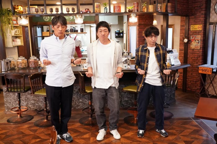 反町隆史、大森南朋、津田健次郎「ラムネモンキー」第1話(C)フジテレビ