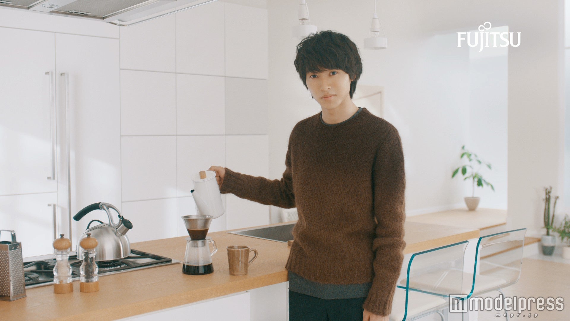 山崎賢人出演CM「どこでも暖かい」篇