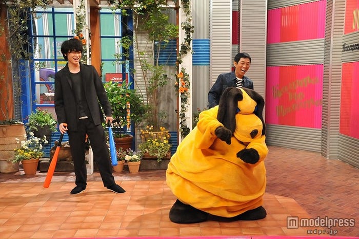 “ぐるぐるバット対決”も(C)関西テレビ