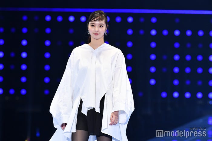 新川優愛(C)モデルプレス
