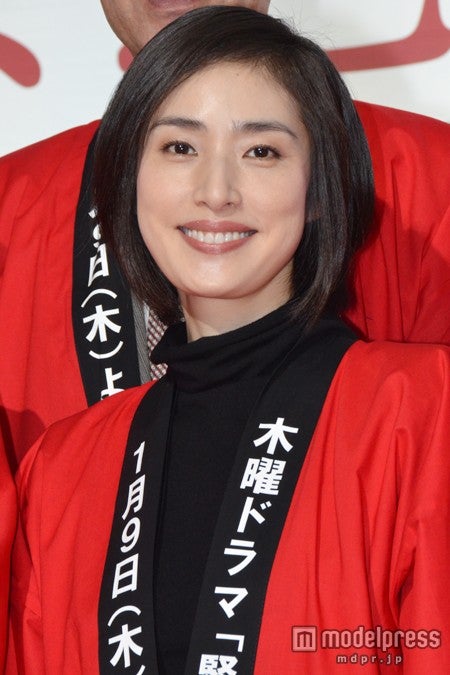天海祐希 共演者が暴露する現場での顔とは モデルプレス 天海祐希 共演者が暴露する現場での顔とは モデルプレス