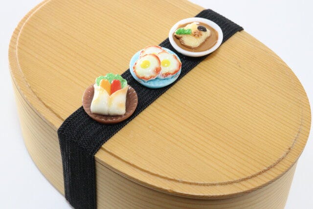 ダイソーのデコパーツ（中華料理）でお弁当バンドアレンジ
