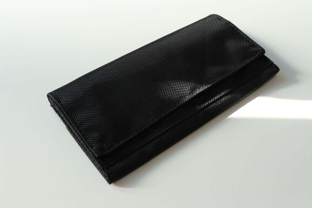 カジュアル長財布