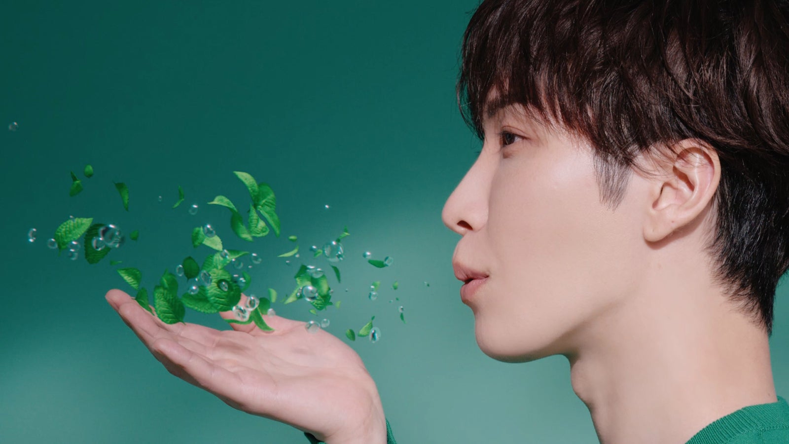 Snow Man渡辺翔太、“息を意識する距離感”で表現 「デンティス」アンバサダー2年目でメンバーから反響も