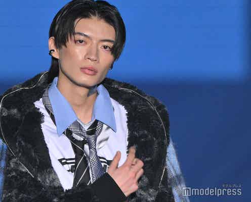原因は自分にある。杢代和人、ネクタイ外しにドキッ 異素材ミックスでトレンド先取り【TGC北九州2024】